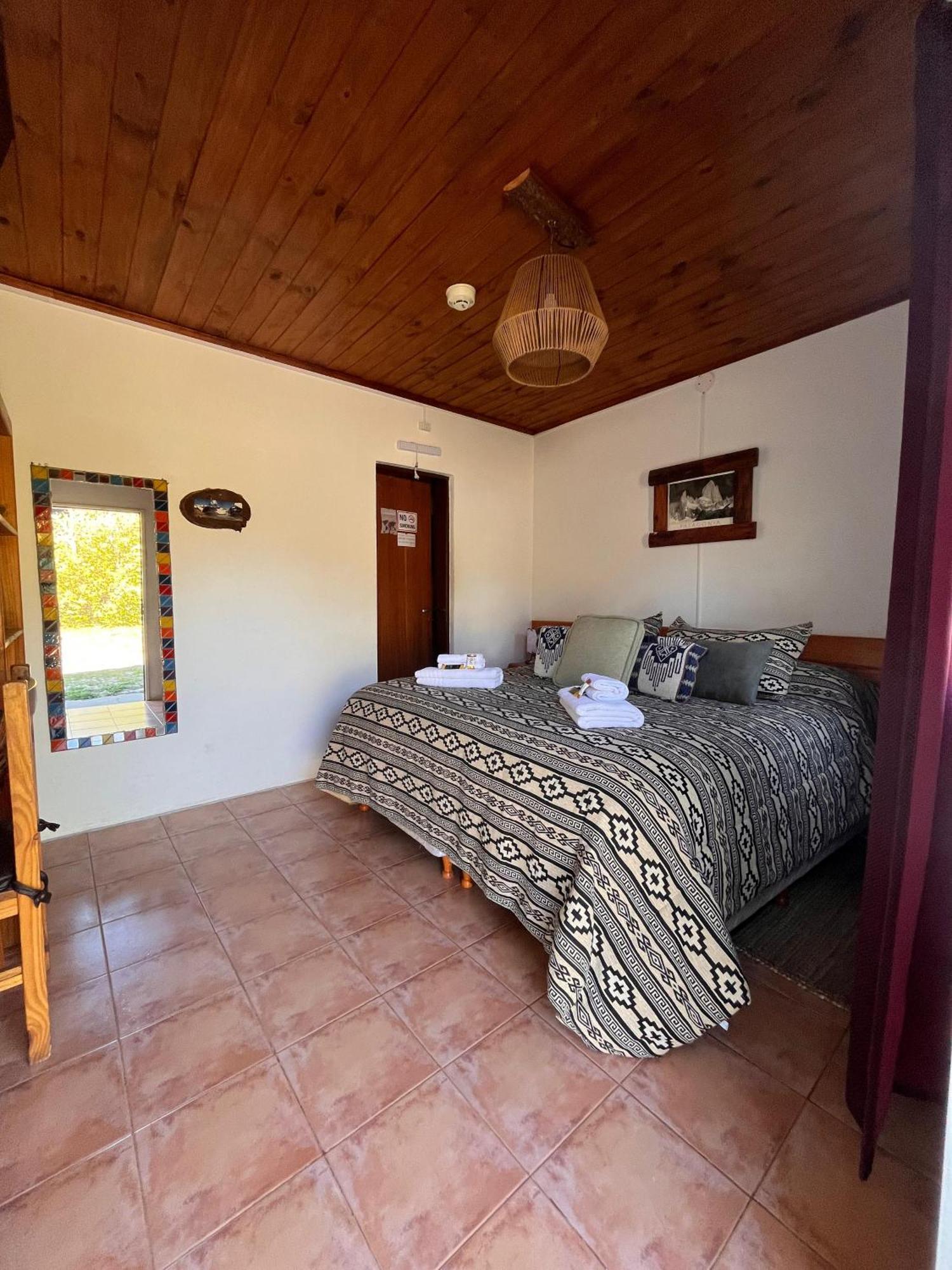 Hosteria Thiamalu El Chalten Bagian luar foto